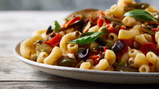 Maccaroni mit Gemüseragout
